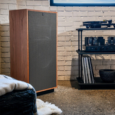 Forte iii deals distressed oak